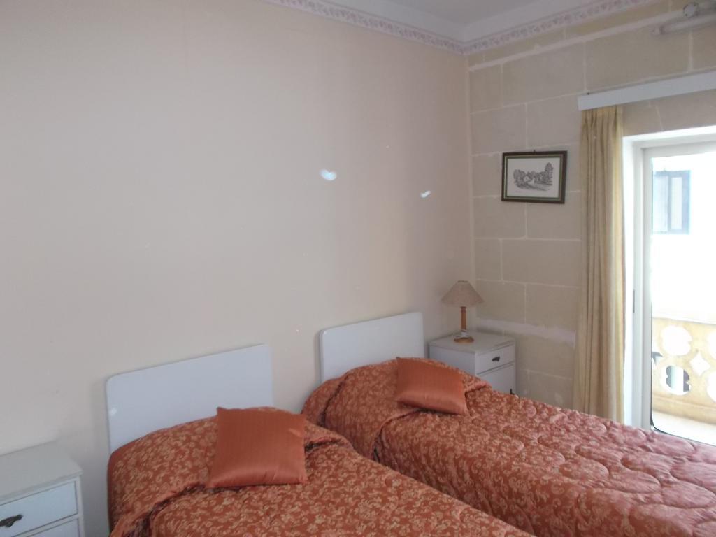 Appartement Ta' Karmni à Marsalforn Chambre photo